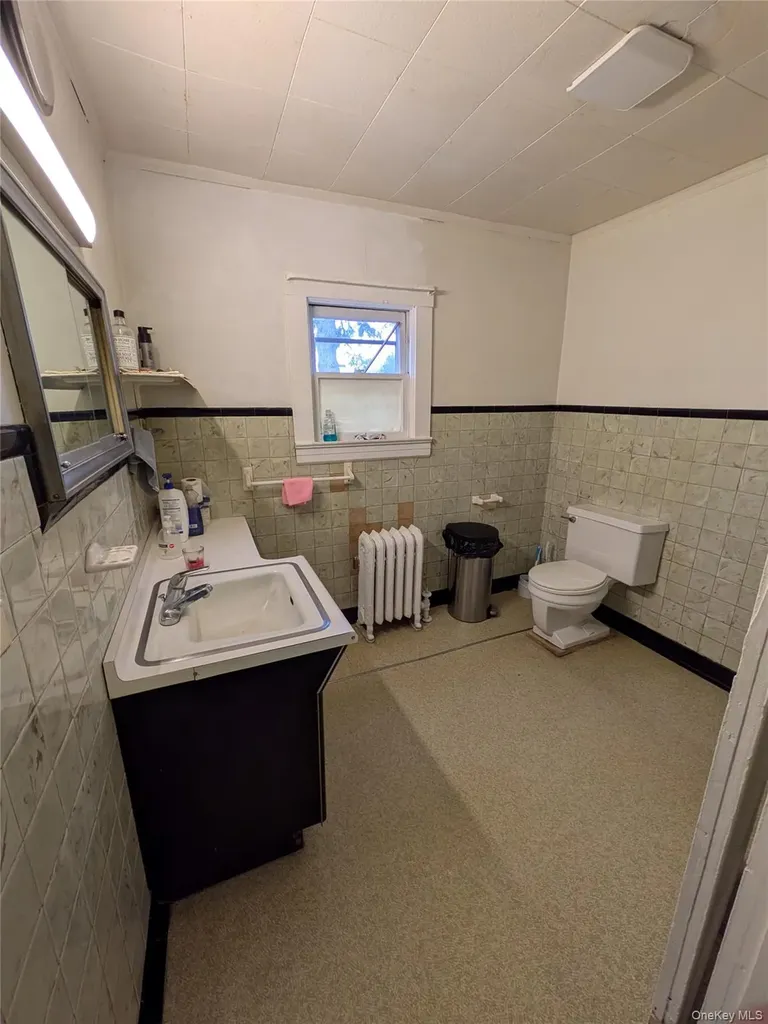 41 Stone Avenue North Babylon NY 11703