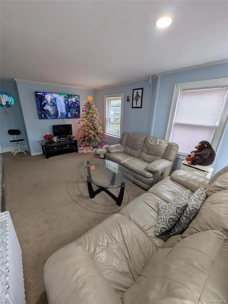 41 Stone Avenue North Babylon NY 11703