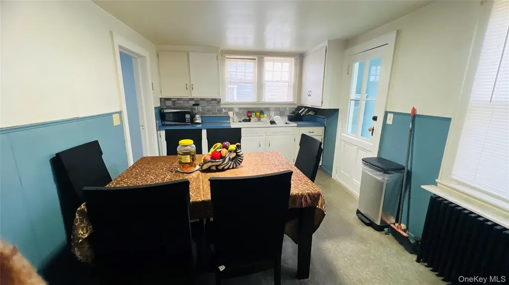 41 Stone Avenue North Babylon NY 11703