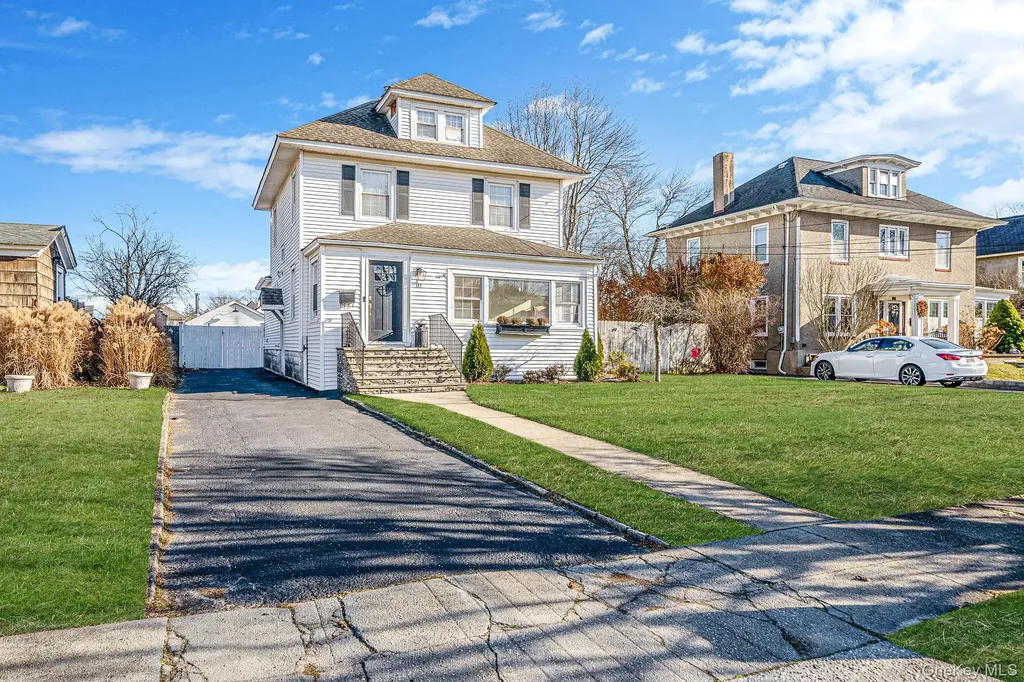 117 Jayne Avenue Patchogue NY 11772