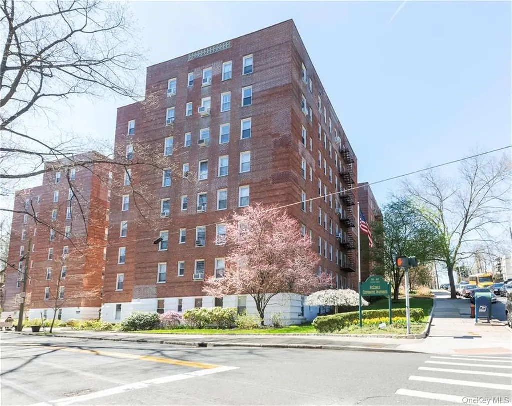 247 Parkview Avenue Bronxville NY 10708