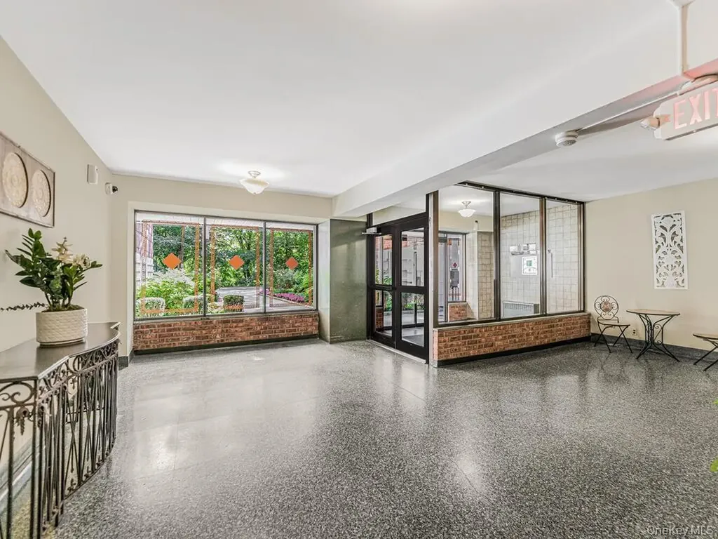 247 Parkview Avenue Bronxville NY 10708