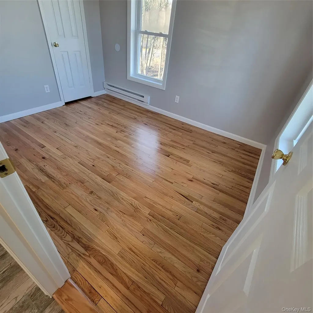19 Railroad Street Greenlawn NY 11740