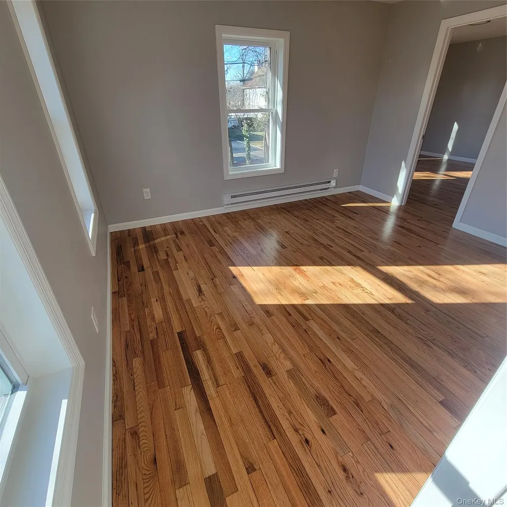 19 Railroad Street Greenlawn NY 11740