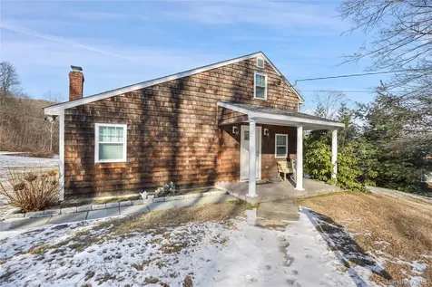 401 Nichols Street Carmel NY 10512