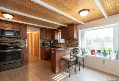 401 Nichols Street Carmel NY 10512