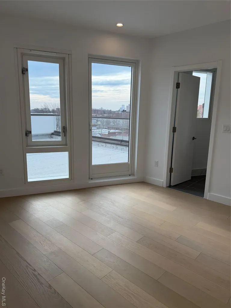 150-02 Northern Boulevard Flushing NY 11354