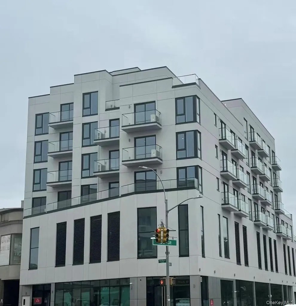 150-02 Northern Boulevard Flushing NY 11354