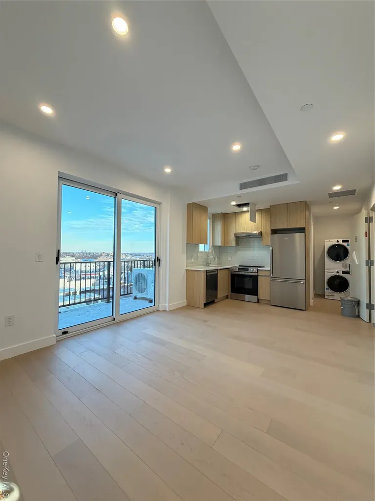 150-02 Northern Boulevard Flushing NY 11354
