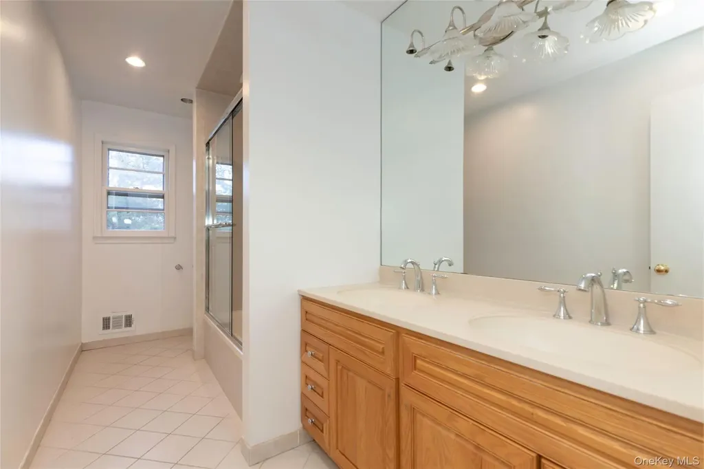 14 Theresa Lane Harrison NY 10528