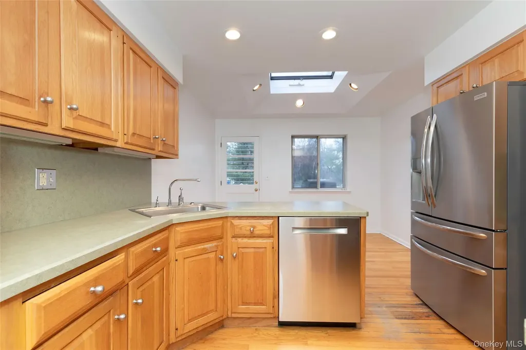 14 Theresa Lane Harrison NY 10528