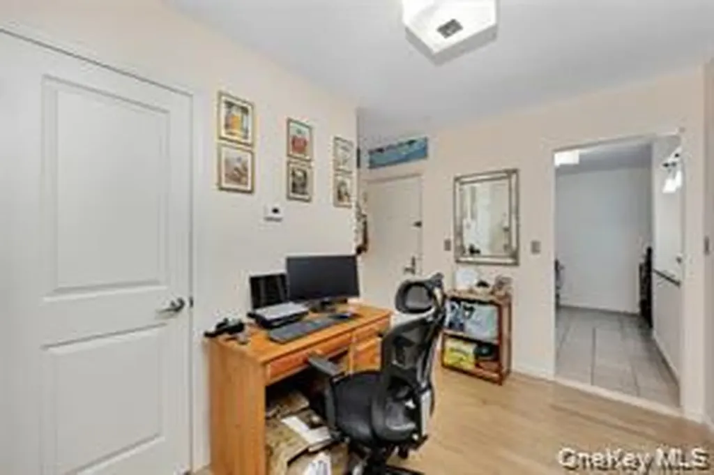 251 W Broadway Long Beach NY 11561