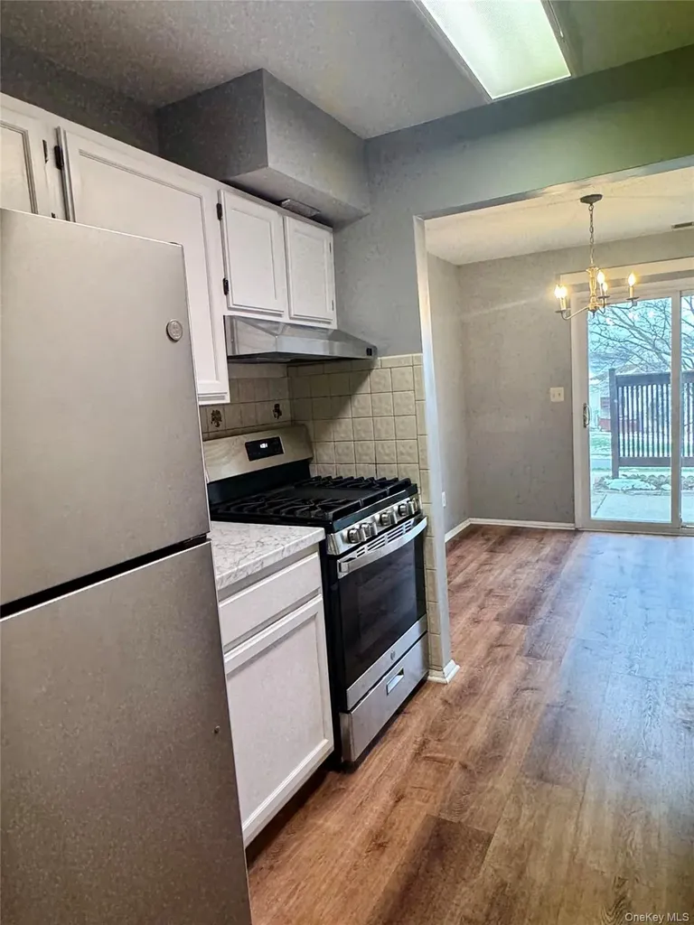 3917 Whispering Hills Chester NY 10918