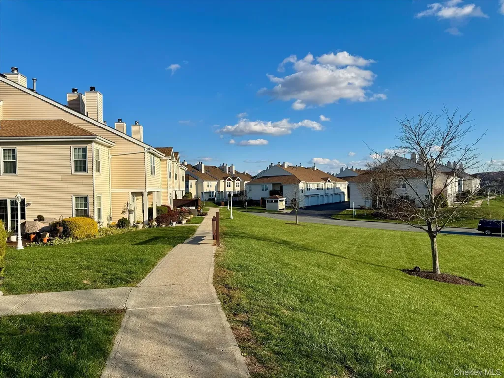 3917 Whispering Hills Chester NY 10918