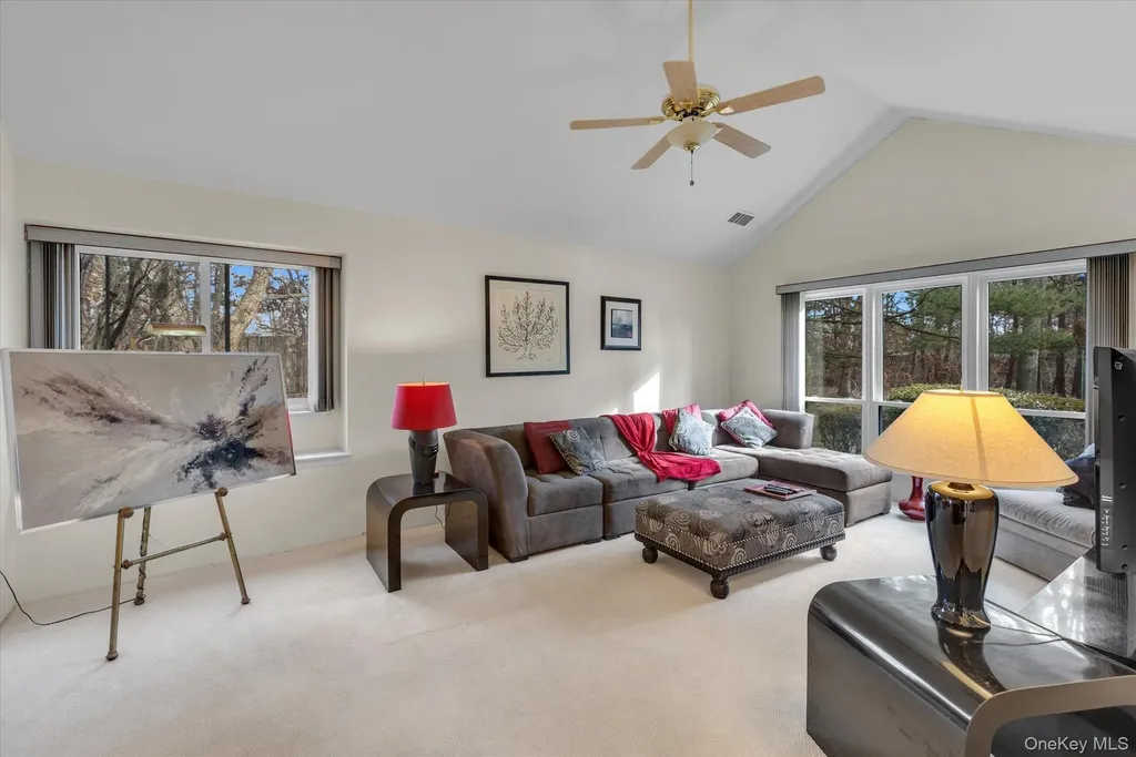 101 Dari Drive Holbrook NY 11741