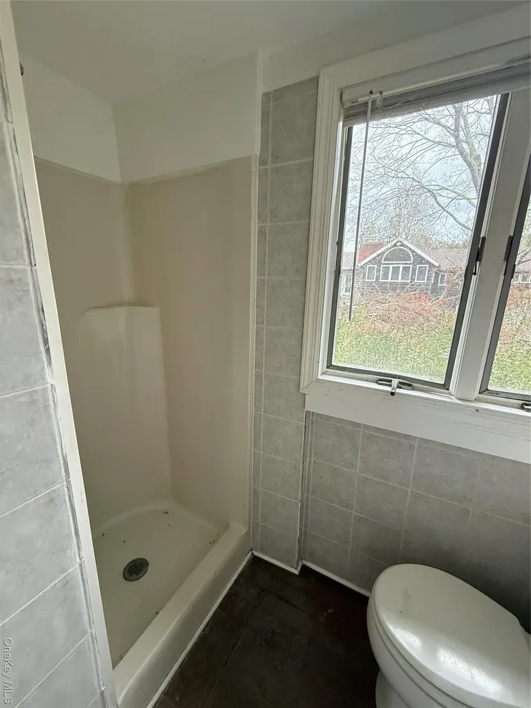 39 Cedar Drive Southampton NY 11968