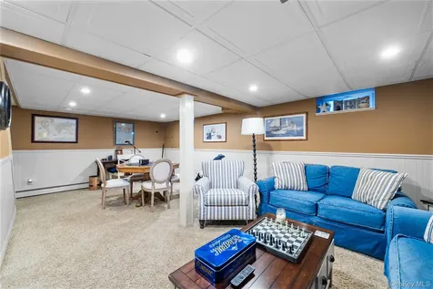 85 Fairview Avenue Bayport NY 11705