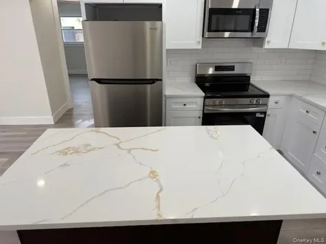 1052 Bay Shore Avenue Bay Shore NY 11706