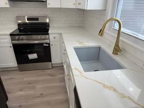 1052 Bay Shore Avenue Bay Shore NY 11706