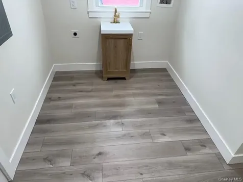 1052 Bay Shore Avenue Bay Shore NY 11706