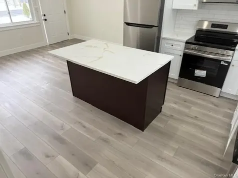 1052 Bay Shore Avenue Bay Shore NY 11706