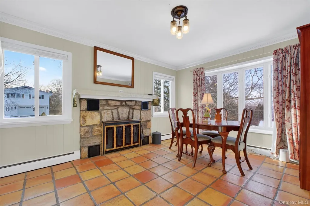 29 Walton Drive Mahopac NY 10541