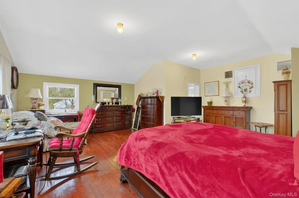 29 Walton Drive Mahopac NY 10541