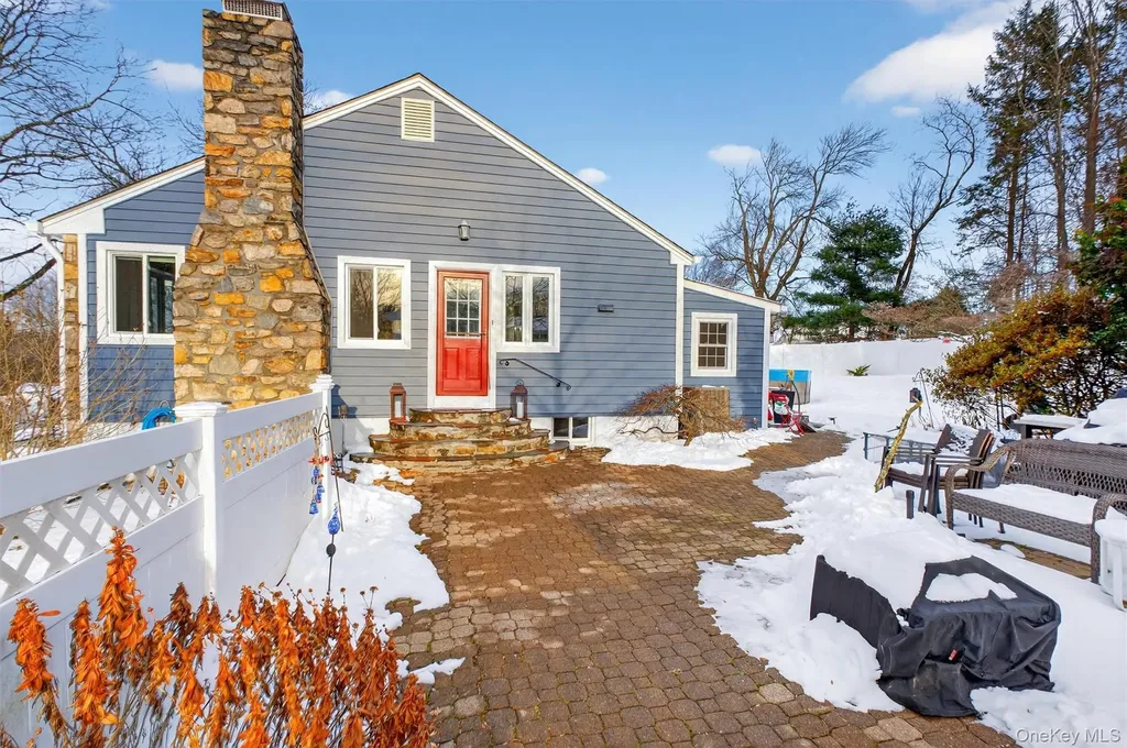29 Walton Drive Mahopac NY 10541