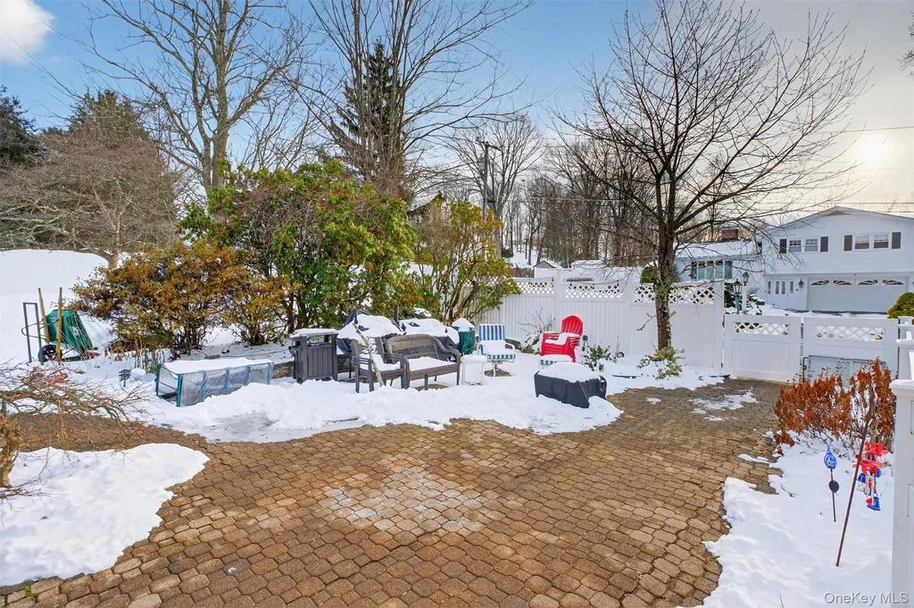 29 Walton Drive Mahopac NY 10541
