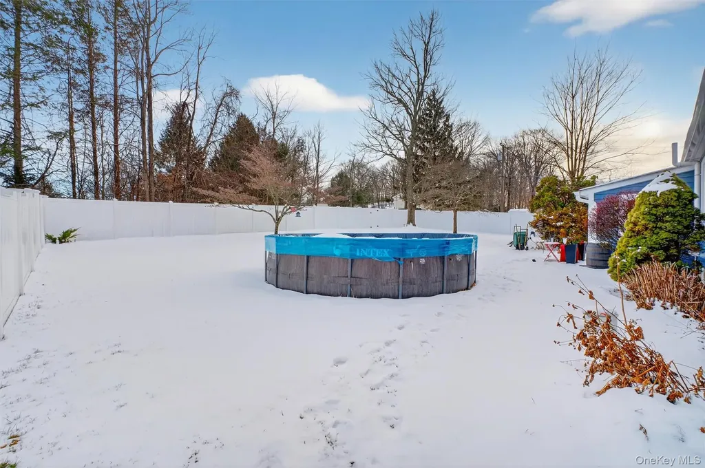 29 Walton Drive Mahopac NY 10541