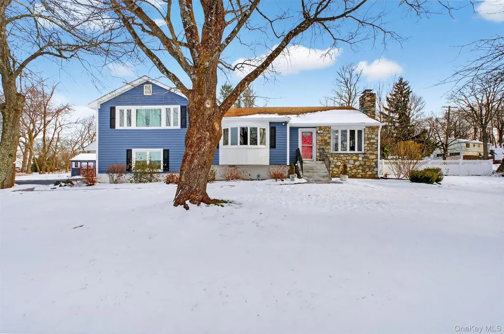 29 Walton Drive Mahopac NY 10541