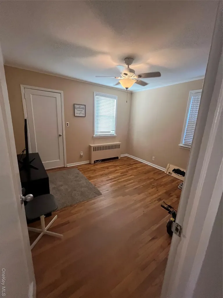 538 E Park Avenue Long Beach NY 11561