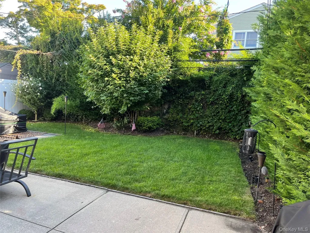 538 E Park Avenue Long Beach NY 11561