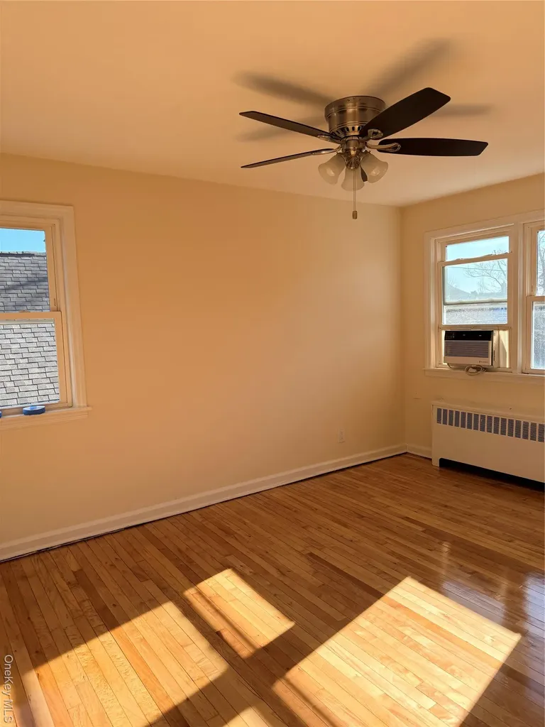 538 E Park Avenue Long Beach NY 11561