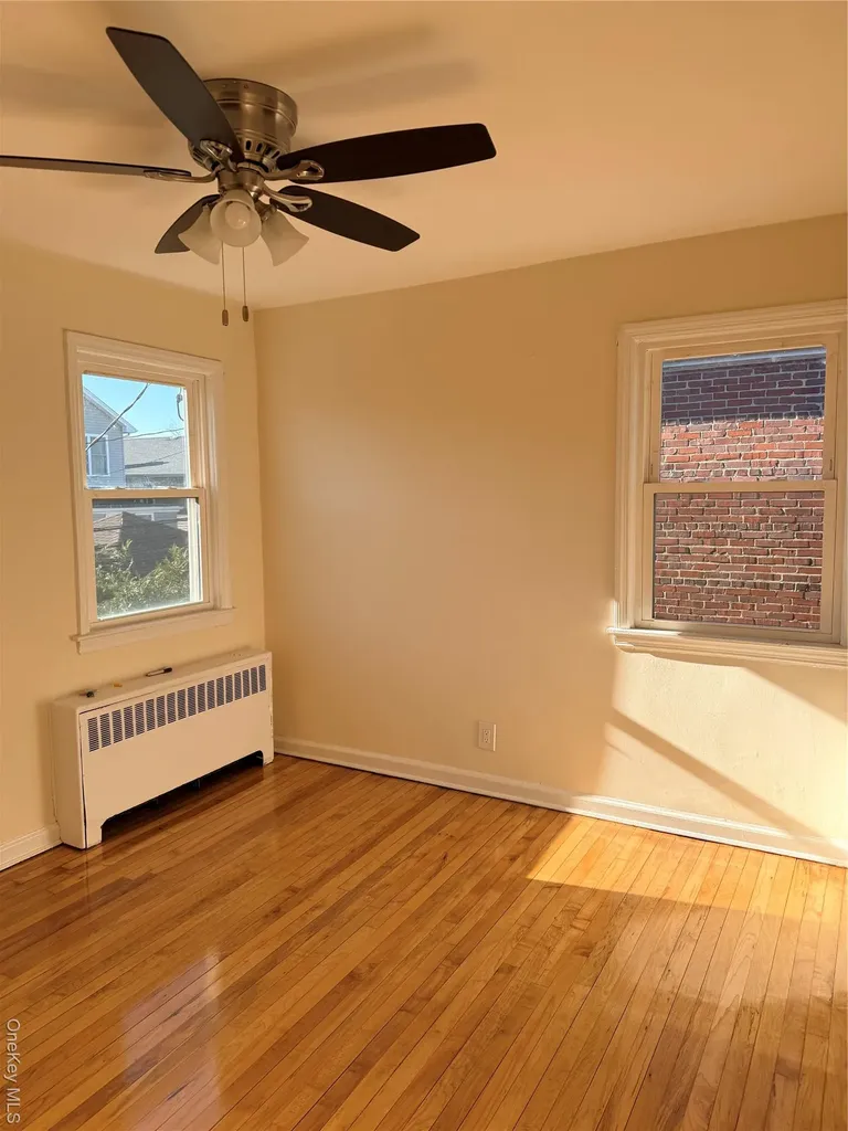 538 E Park Avenue Long Beach NY 11561