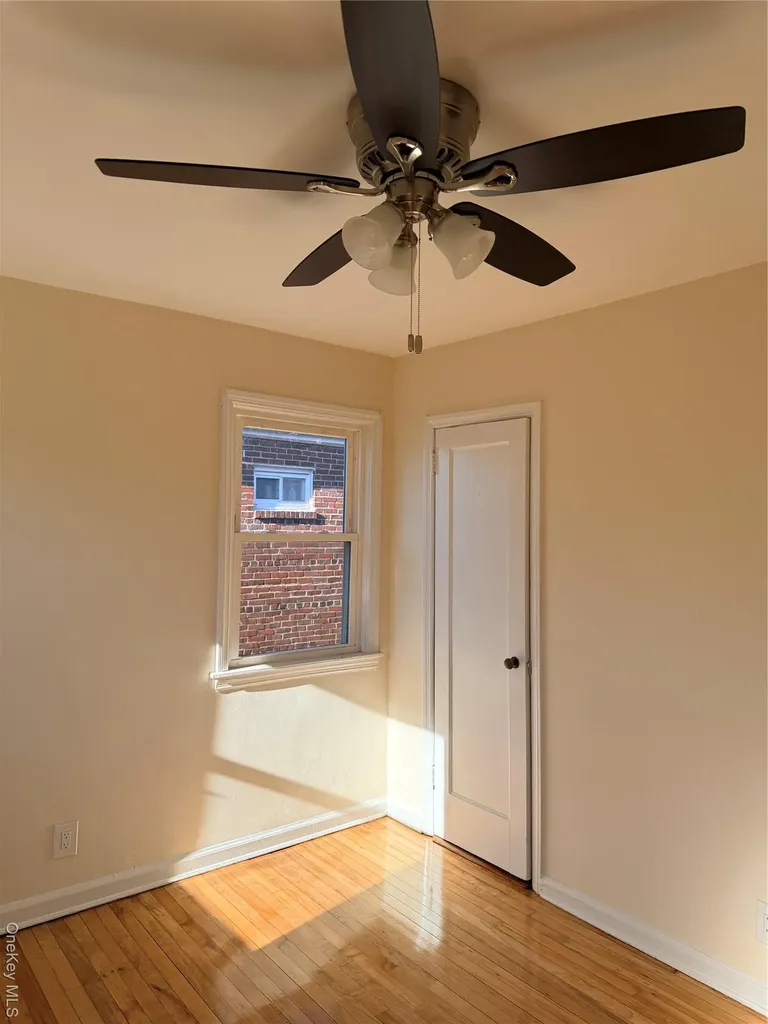 538 E Park Avenue Long Beach NY 11561