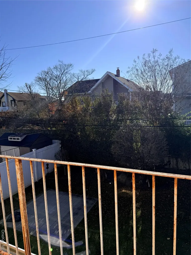 538 E Park Avenue Long Beach NY 11561