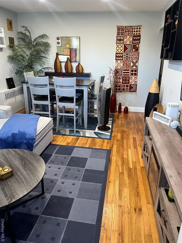 538 E Park Avenue Long Beach NY 11561