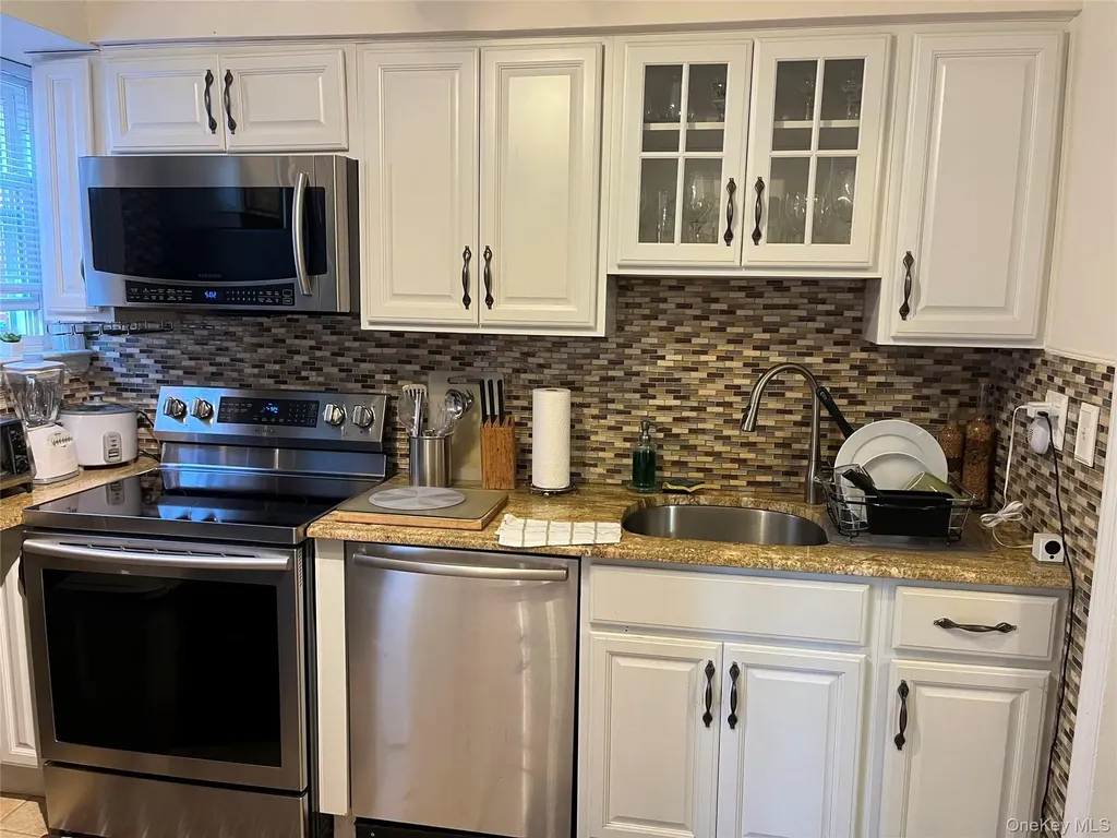 538 E Park Avenue Long Beach NY 11561