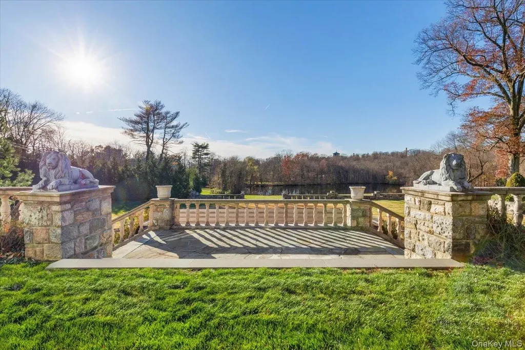 83 Somerstown Road Ossining NY 10562