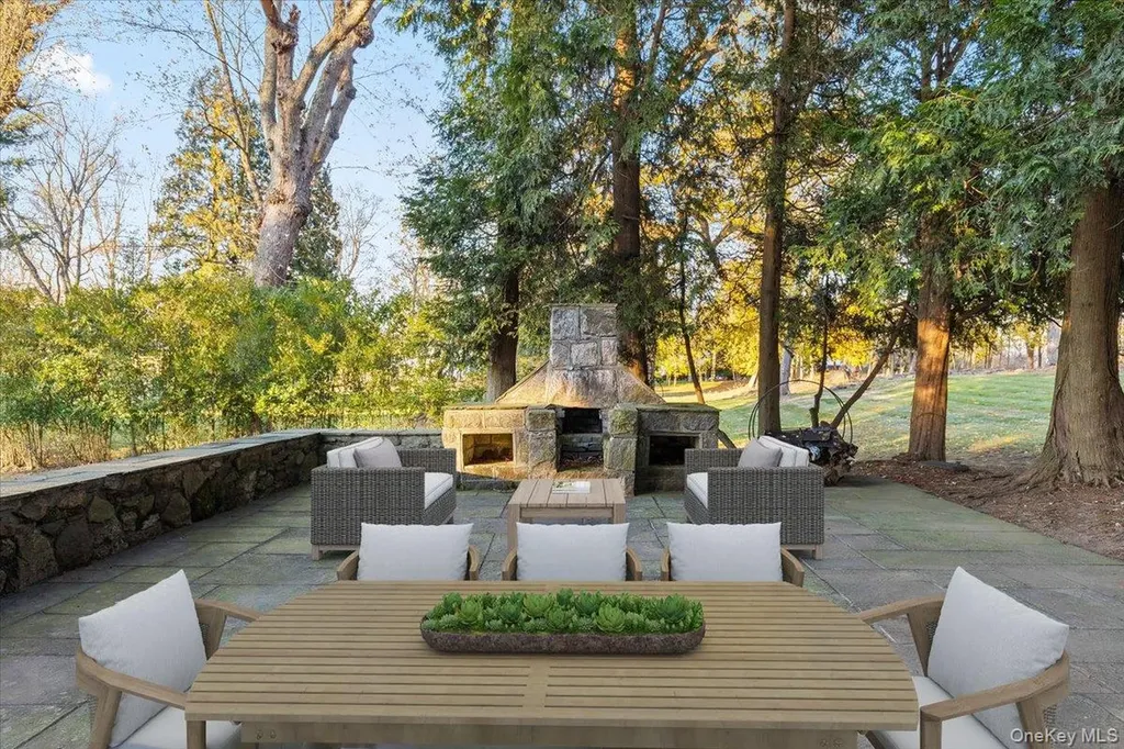 83 Somerstown Road Ossining NY 10562