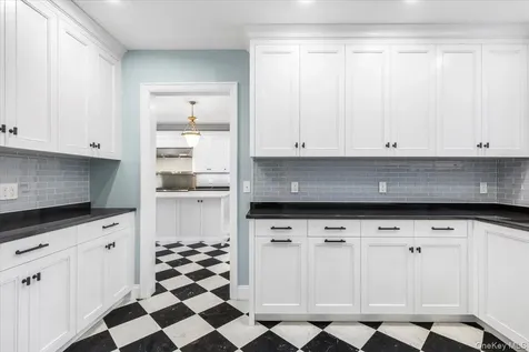 83 Somerstown Road Ossining NY 10562