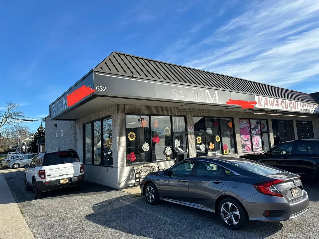 632 Broadway Massapequa NY 11758