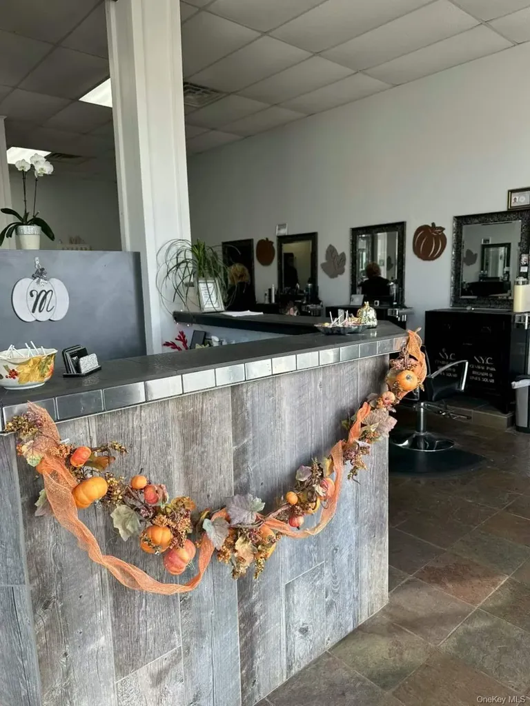 632 Broadway Massapequa NY 11758