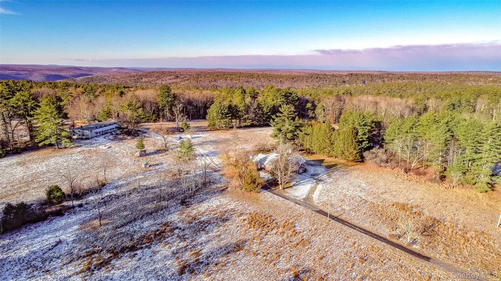 111 Mail Road Barryville NY 12719