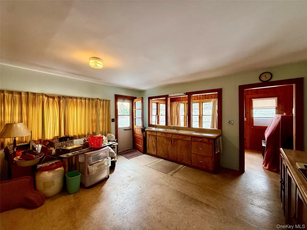 111 Mail Road Barryville NY 12719