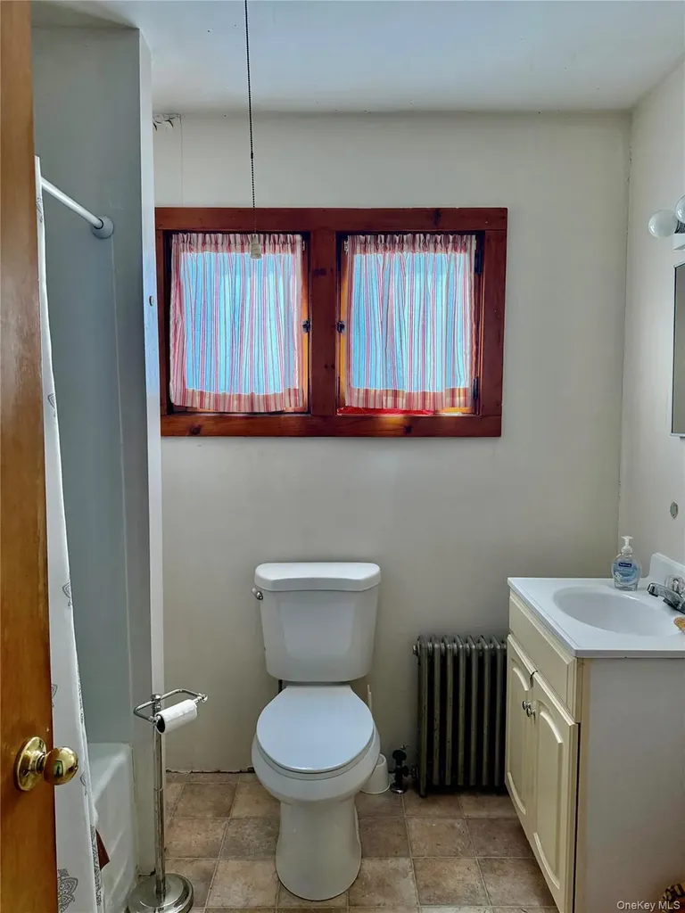 111 Mail Road Barryville NY 12719