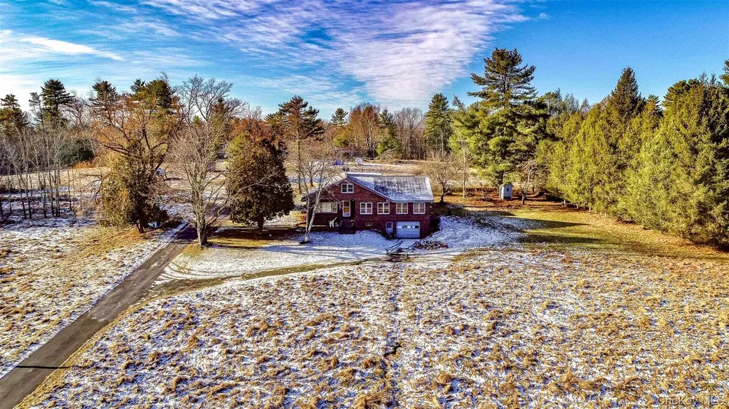 111 Mail Road Barryville NY 12719