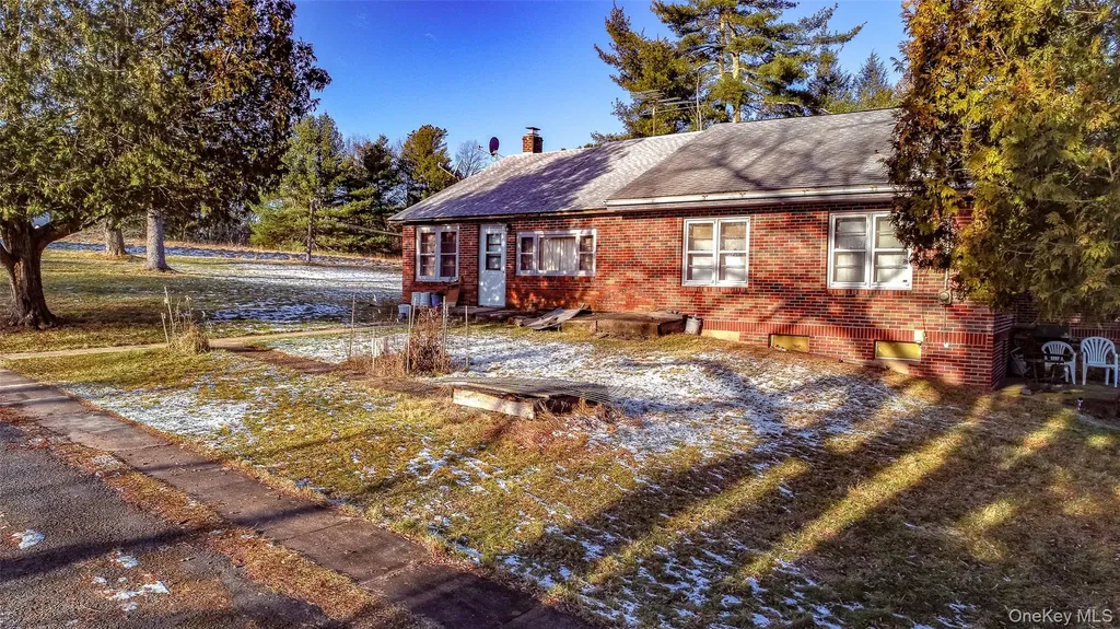 111 Mail Road Barryville NY 12719