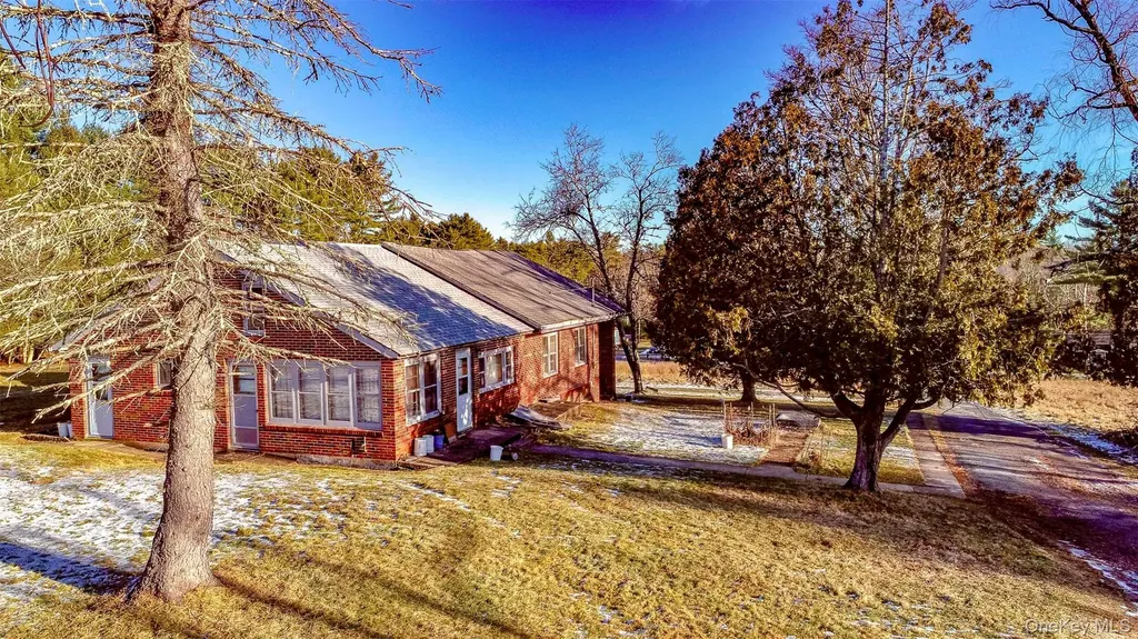 111 Mail Road Barryville NY 12719